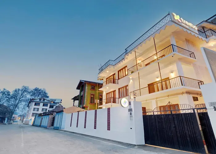 Treebo Vitasta Villa, Srinagar